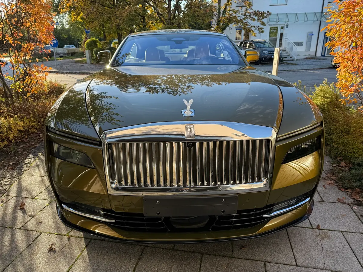 Rolls-Royce Spectre 2024